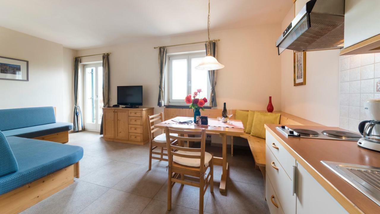 Hotel Weingut Klosterhof Caldaro Extérieur photo