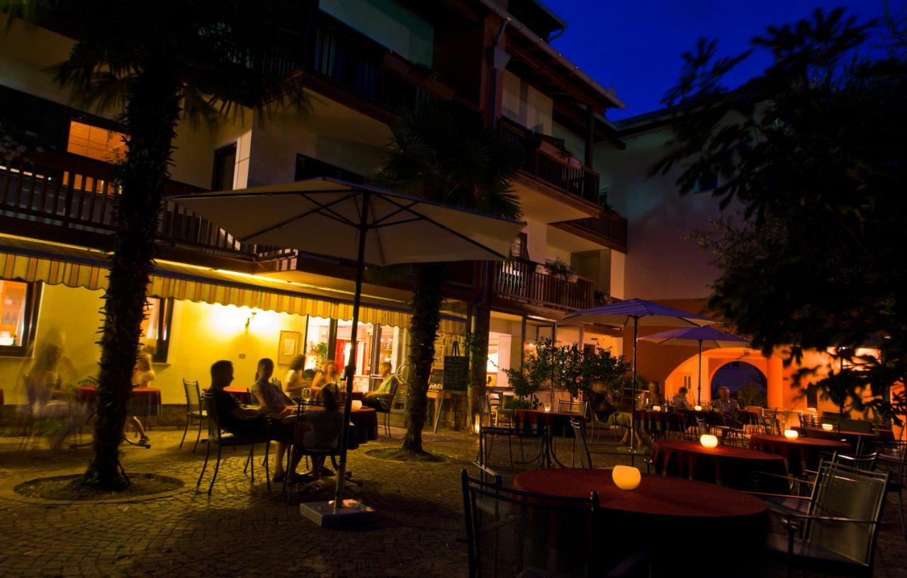 Hotel Weingut Klosterhof Caldaro Extérieur photo